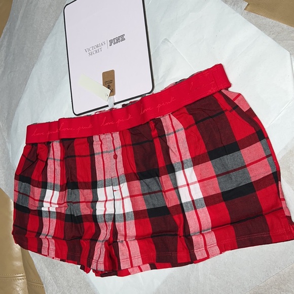 (XL) Victoria’s Secret Plaid Flannel Pajama Short - Picture 7 of 16